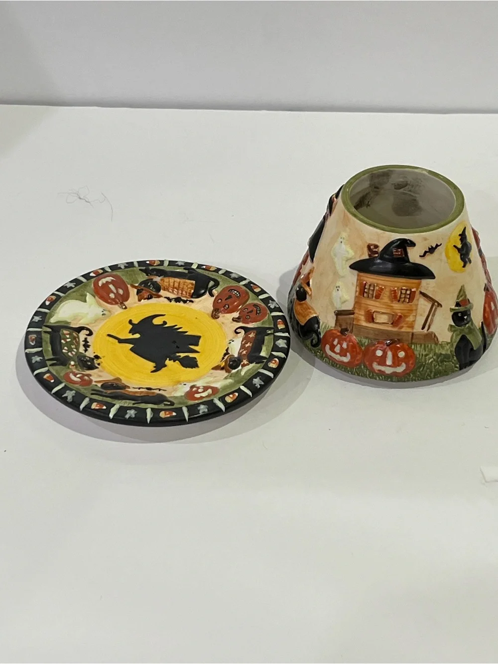 Rare Retired 2005 Yankee Candle Halloween Ceramic Candle Shade & Plate